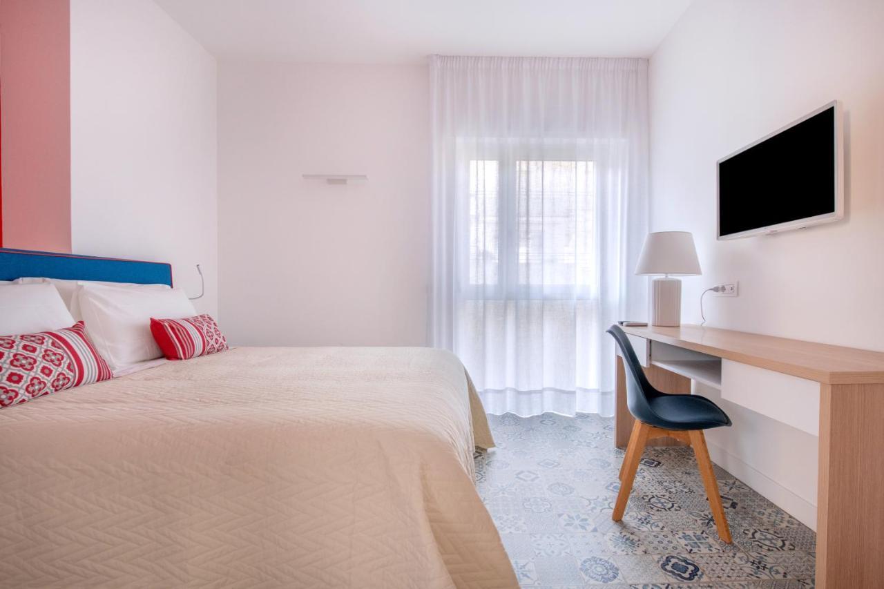 Coral Apartments Sorrento Buitenkant foto