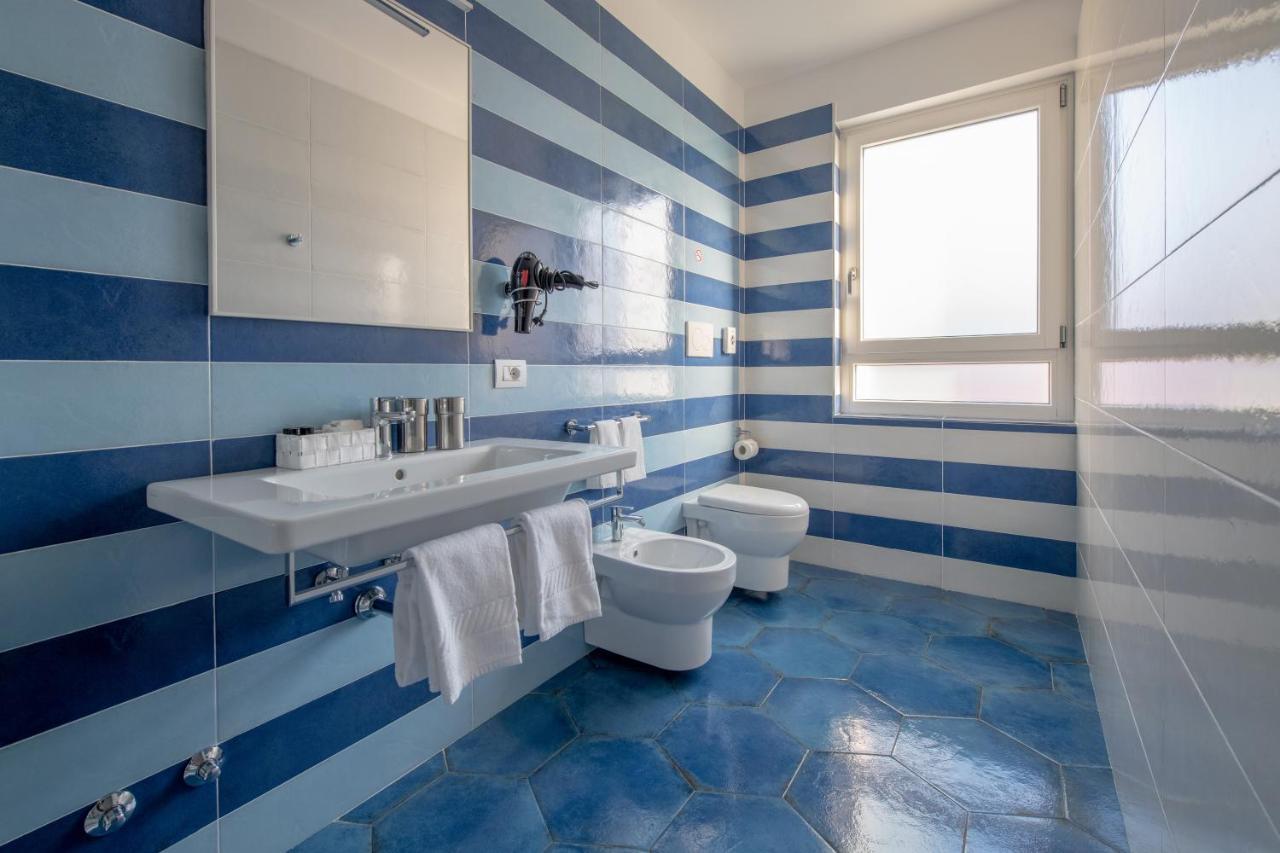 Coral Apartments Sorrento Buitenkant foto