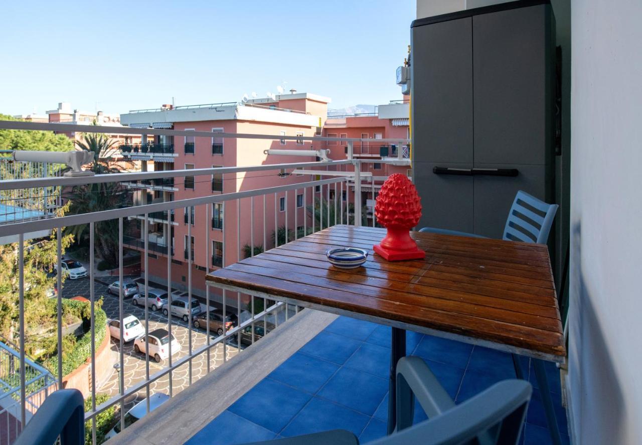 Coral Apartments Sorrento Buitenkant foto